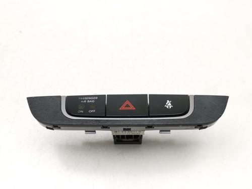 Used Warning switch Warning switch HYUNDAI ix35 (LM, EL, ELH) 1.7 CRDi (116 hp) 40256493 40256493