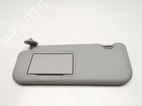 Used Left sun visor TOYOTA YARIS (_P13_) 1.5 Hybrid (NHP130_, NHP130) (101 hp) 29810980