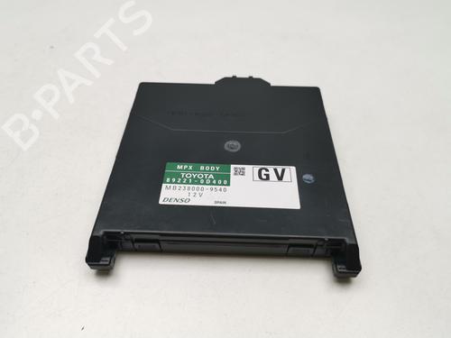 Module électronique TOYOTA YARIS (_P13_) 1.5 Hybrid (NHP130_, NHP130) (101 hp) 29810976