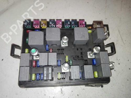 Used Fuse box KIA SPORTAGE II (JE_, KM_) [2004-2011]  28992632