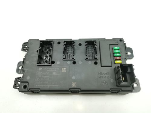 Used Fuse box Fuse box 39441962 39441962