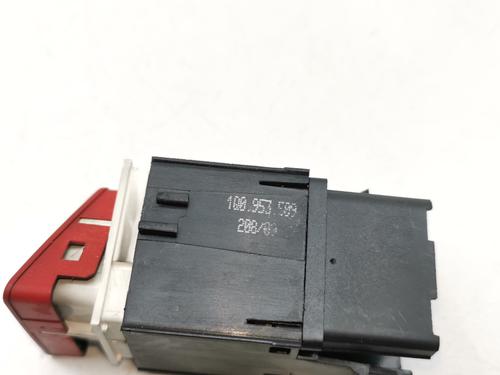 Warning switch VW SCIROCCO III (137, 138) 1.4 TSI | BP33172771I22 - Image 3