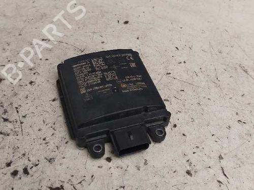 Elektronisk modul RENAULT MEGANE IV Hatchback (B9A/M/N_) 1.3 TCe 115 (B9N9) (116 hp) 28995512