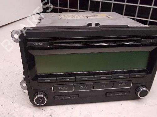 Used Radio VW PASSAT B6 (3C2) [2005-2011]  28987920