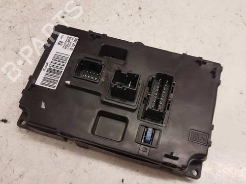 Sikringsdose PEUGEOT 407 (6D_) 2.0 (6DRFNB, 6DRFNE) (136 hp) 28983135