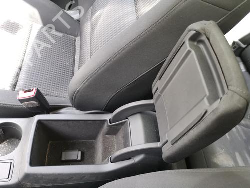 Armrest / Center console AUDI Q3 (8UB, 8UG) 2.0 TDI quattro | BP36476209I20 - Image 2