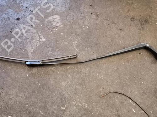 Used Front windshield wiper arm Front windshield wiper arm ALFA ROMEO GIULIA (952_) 2.2 D (952AEM250, 952AEA250) (150 hp) 40217423 40217423
