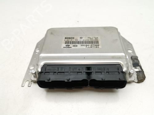 Used Engine control unit (ECU) HYUNDAI TUCSON (JM) 2.0 CRDi (113 hp) 28994703