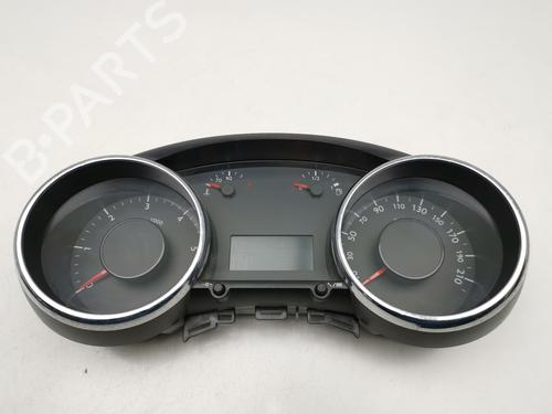 Used Instrument cluster PEUGEOT 5008 (0U_, 0E_) 1.6 HDi (110 hp) 29906033