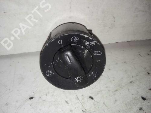 Used Headlight switch VW GOLF V (1K1) [2003-2010]  28979395