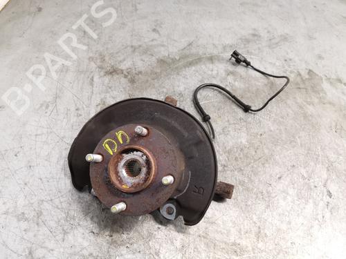 Used Right front steering knuckle SMART FORFOUR (454) 1.5 CDI (454.001) (95 hp) 31382394