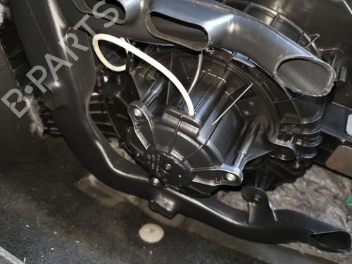 Used Heater blower motor Heater blower motor OPEL ASTRA J Sports Tourer (P10) 2.0 CDTI (35) (165 hp) 40218266 40218266