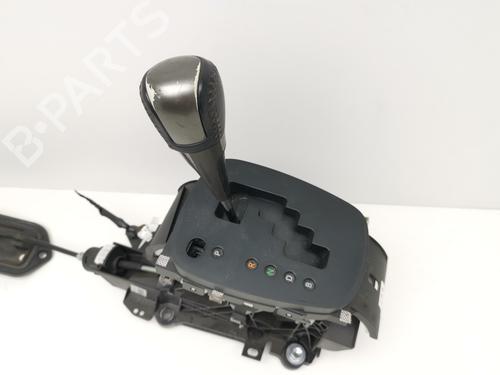 Gear lever TOYOTA YARIS (_P13_) 1.5 Hybrid (NHP130_, NHP130) | BP29824702M90