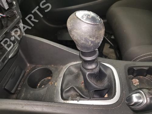 Used Gear lever RENAULT MEGANE III Hatchback (BZ0/1_, B3_) 1.5 dCi (BZ09, BZ0D, BZ1W, BZ29, BZ14) (110 hp) 28986763