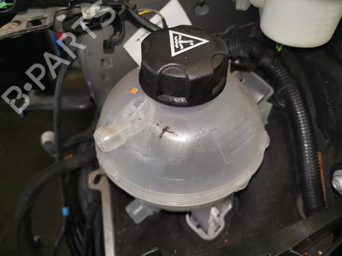 Used Expansion tank PEUGEOT 408 II (FP_, F3_, FM_) Hybrid 225 (F3DGYT) (224 hp) 30575519