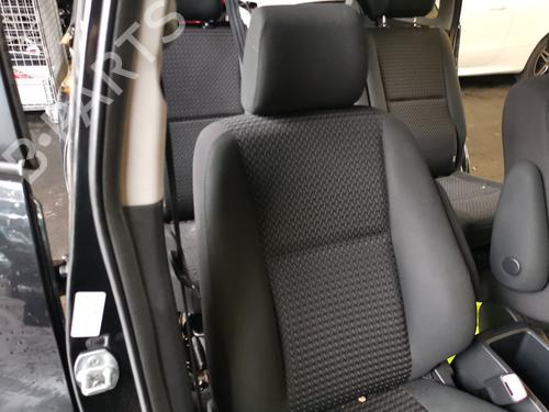 Right front seat TOYOTA COROLLA Verso (ZER_, ZZE12_, R1_) 2.2 D-4D (AUR10_, AUR10R) | BP30077714C16