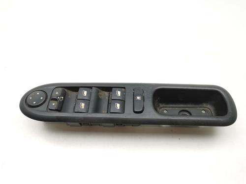 Fensterheberschalter links vorne für Fensterheberschalter links vorne 39444518 39444518