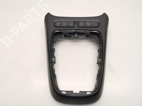 Used Switch OPEL CROSSLAND X / CROSSLAND (P17, P2QO) 1.5 Turbo D (75) (102 hp) 28984097