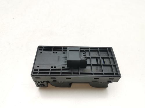 Left front window switch AUDI Q7 (4LB) 4.2 TDI quattro | BP39445296I27 - Image 2