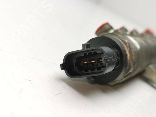 Injection rail OPEL ZAFIRA / ZAFIRA FAMILY B (A05)  | BP29916865M98