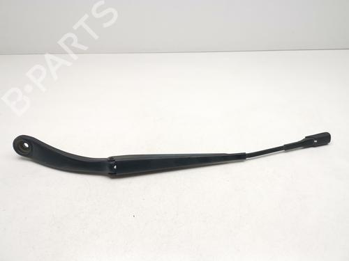 Used Front windshield wiper arm Front windshield wiper arm 39446104 39446104