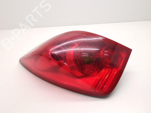 Used Left taillight NISSAN PRIMERA (P12) [2002-2025]  28997782