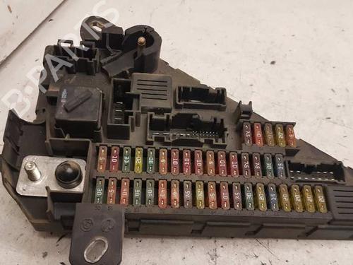 Used Fuse box BMW 5 (E60) 530 d (231 hp) 28990511