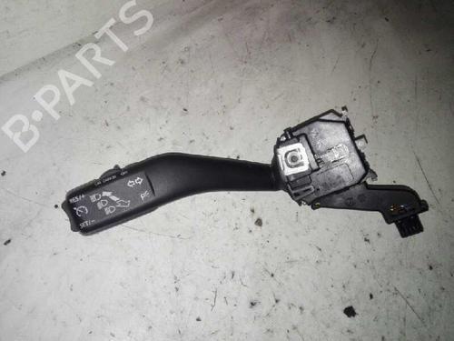 Used Steering column stalk SEAT LEON (1P1) [2005-2013]  28977859