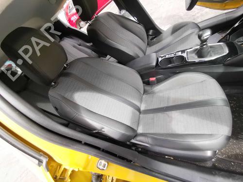 Used Right front seat Right front seat PEUGEOT 208 II (UB_, UP_, UW_, UJ_) 1.2 PureTech 100 (101 hp) 40217477 40217477
