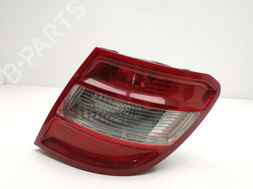 Used Right taillight Right taillight 39442558 39442558
