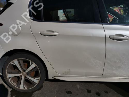 Used Right rear door Right rear door 33053047 33053047