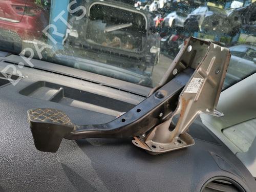 Used Break pedal Break pedal VW CADDY III Box Body/MPV (2KA, 2KH, 2CA, 2CH) 1.9 TDI (75 hp) 40216193 40216193