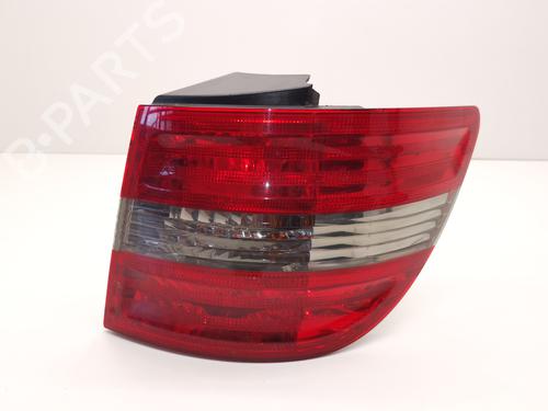 Used Right taillight MERCEDES-BENZ B-CLASS Sports Tourer (W245) [2005-2011]  28989176