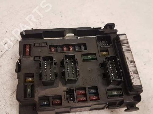Boîte à Fusibles CITROËN C5 I Break (DE_) 2.0 HDi (DERHSB, DERHSE) (107 hp) 28988167