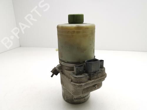 Used Steering pump VW POLO IV (9N_, 9A_) 1.4 TDI (75 hp) 28991926