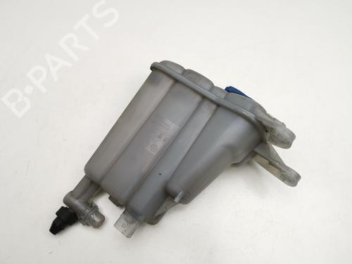 Ekpansionstank Ekpansionstank AUDI Q5 (8RB) 2.0 TDI quattro (177 hp) 39439893 39439893