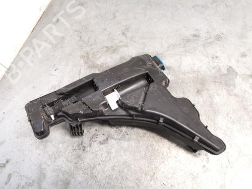 windscreen-washer-tank-audi-a4-allroad-b9-8wh-8wj-2016-39437965 main image