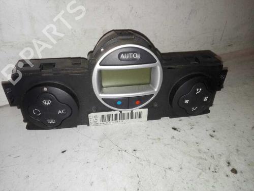 Used Climate control RENAULT SCÉNIC II (JM0/1_) [2003-2010]  28983685