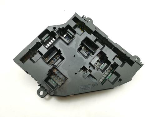 Fuse box BMW X3 (F25) xDrive 20 d | BP28998231E1