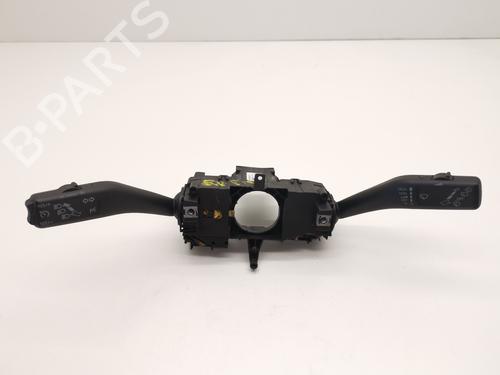 Used Headlight switch SKODA RAPID (NH3, NK3, NK6) 1.6 TDI (105 hp) 28990802