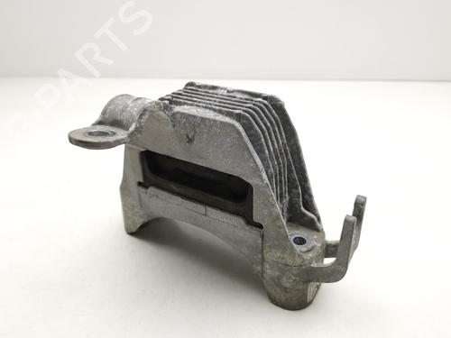 Used Engine mount OPEL ASTRA J Sports Tourer (P10) [2010-2015]  28982487
