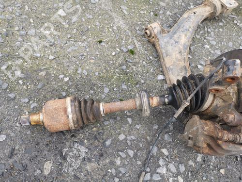 Used Left front driveshaft LAND ROVER FREELANDER I (L314) 1.8 i 16V 4x4 (120 hp) 30687893