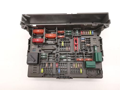 Used Fuse box BMW 1 (E87) 120 d (177 hp) 28992505