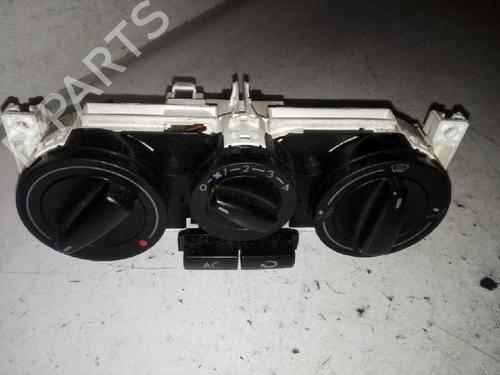 AC-Styringsenhed/Manøvreenhed VW BORA I (1J2) 1.9 TDI (110 hp) 28980805