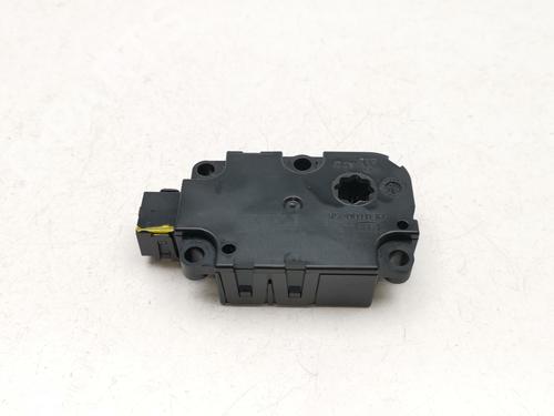 fuel-door-actuator-audi-a4-allroad-b9-8wh-8wj-2016-39438255 main image