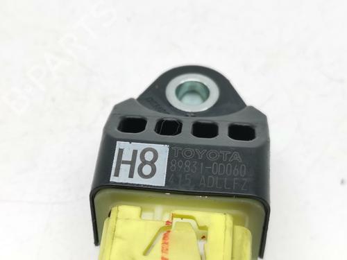 Elektronisk sensor TOYOTA YARIS (_P13_) 1.5 Hybrid (NHP130_, NHP130) | BP29813866M84