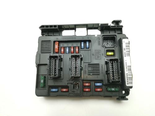 Caja reles / fusibles CITROËN XSARA PICASSO (N68) 1.6 HDi (109 hp) 28986255