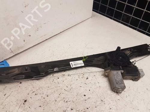 Lève-vitre avant droit FIAT DOBLO Cargo (263_) 1.6 D Multijet (263WXD1B, 263WXR1B, 263WXX1B, 263ZXD1B,... (105 hp) 28999005