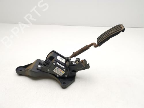 Used Pedal Pedal HYUNDAI SANTA FÉ II (CM) 2.2 CRDi GLS (150 hp) 34157386 34157386