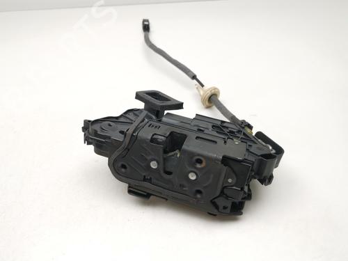 front-left-lock-vw-golf-alltrack-vii-variant-ba5-bv5-2014-2015-2016-2017-2018-2019-2020-39437903 main image